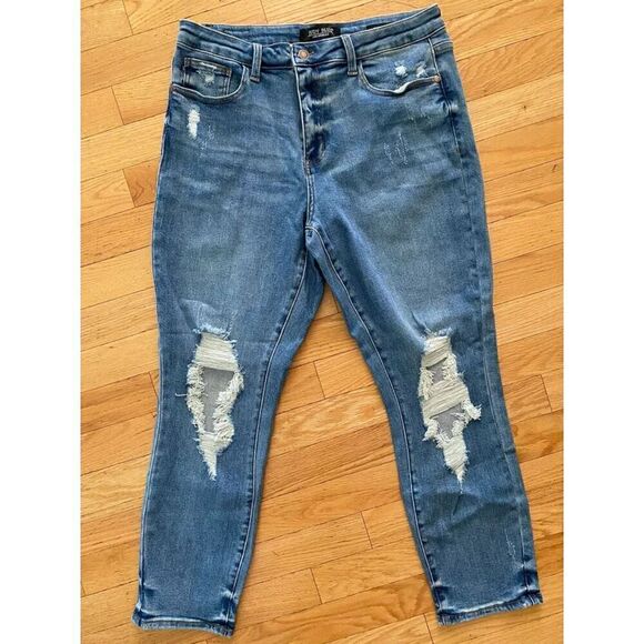 Judy Blue Distressed Jeans Blue Denim Women's Size 15/32 Boyfriend Fit Casual - Picture 1 of 8